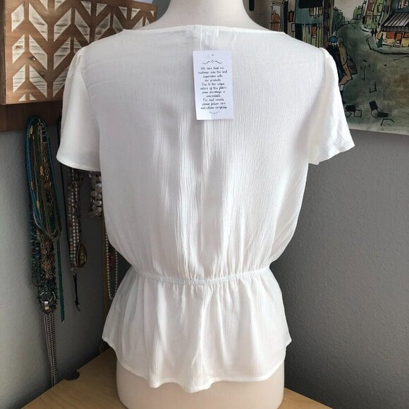 NWTs Love On A Hanger Embroidered Blouse - Coquette - Picture 6 of 6